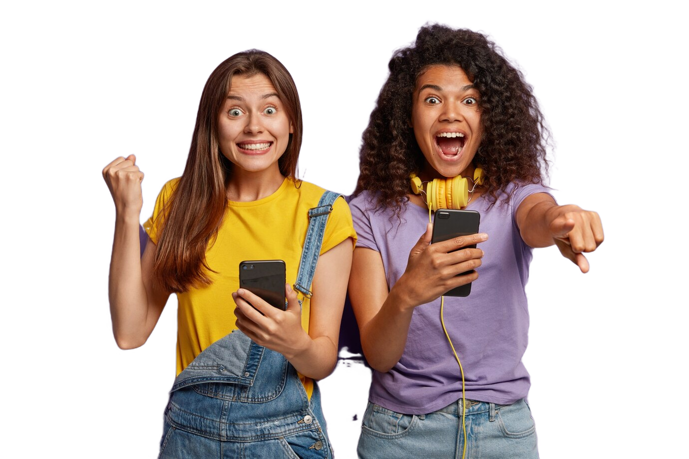 Mulher segurando celular com o aplicativo 'Lugar de Crente'